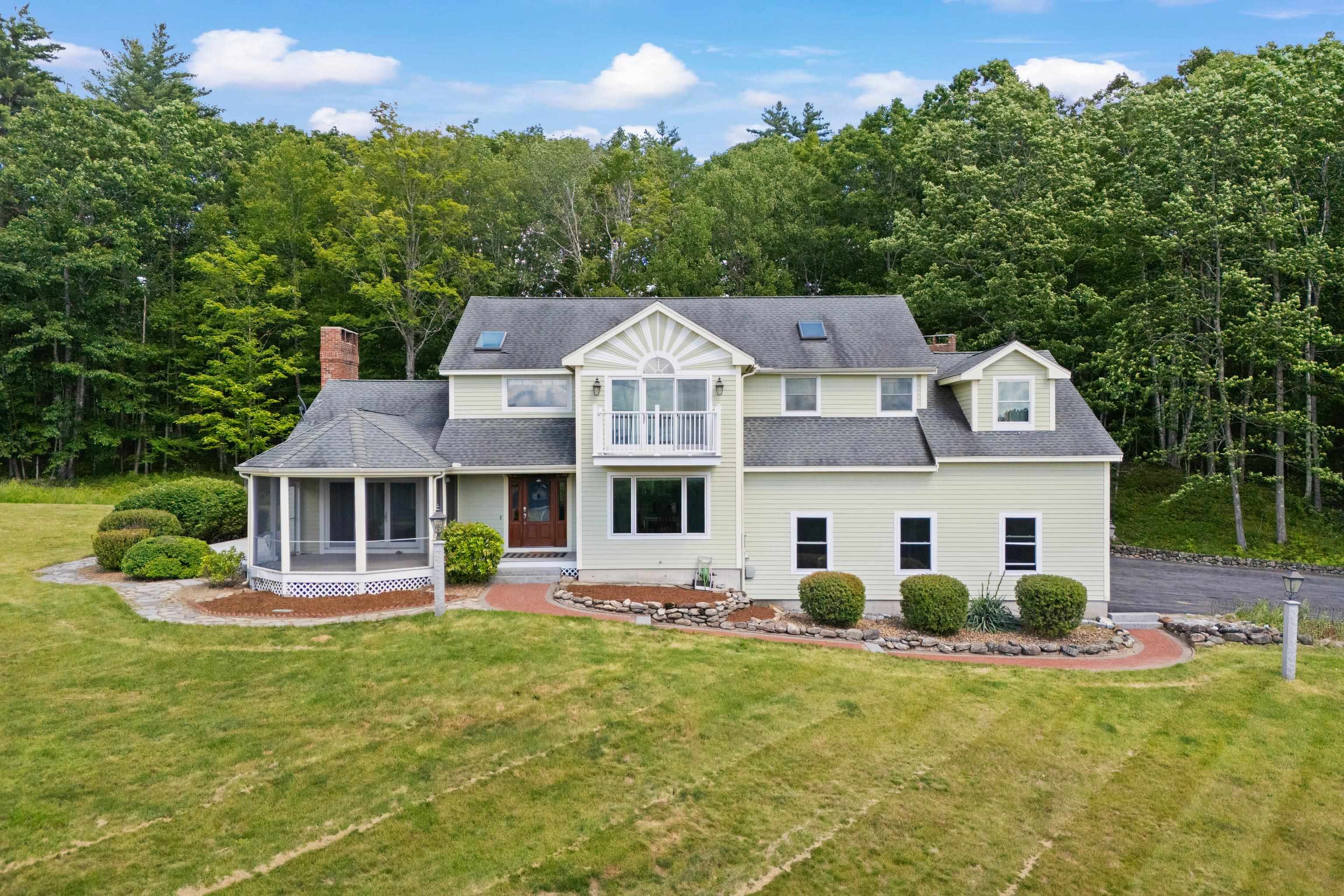 101 Mansion Road Dunbarton, NH 03046 - Photo 2 of 60