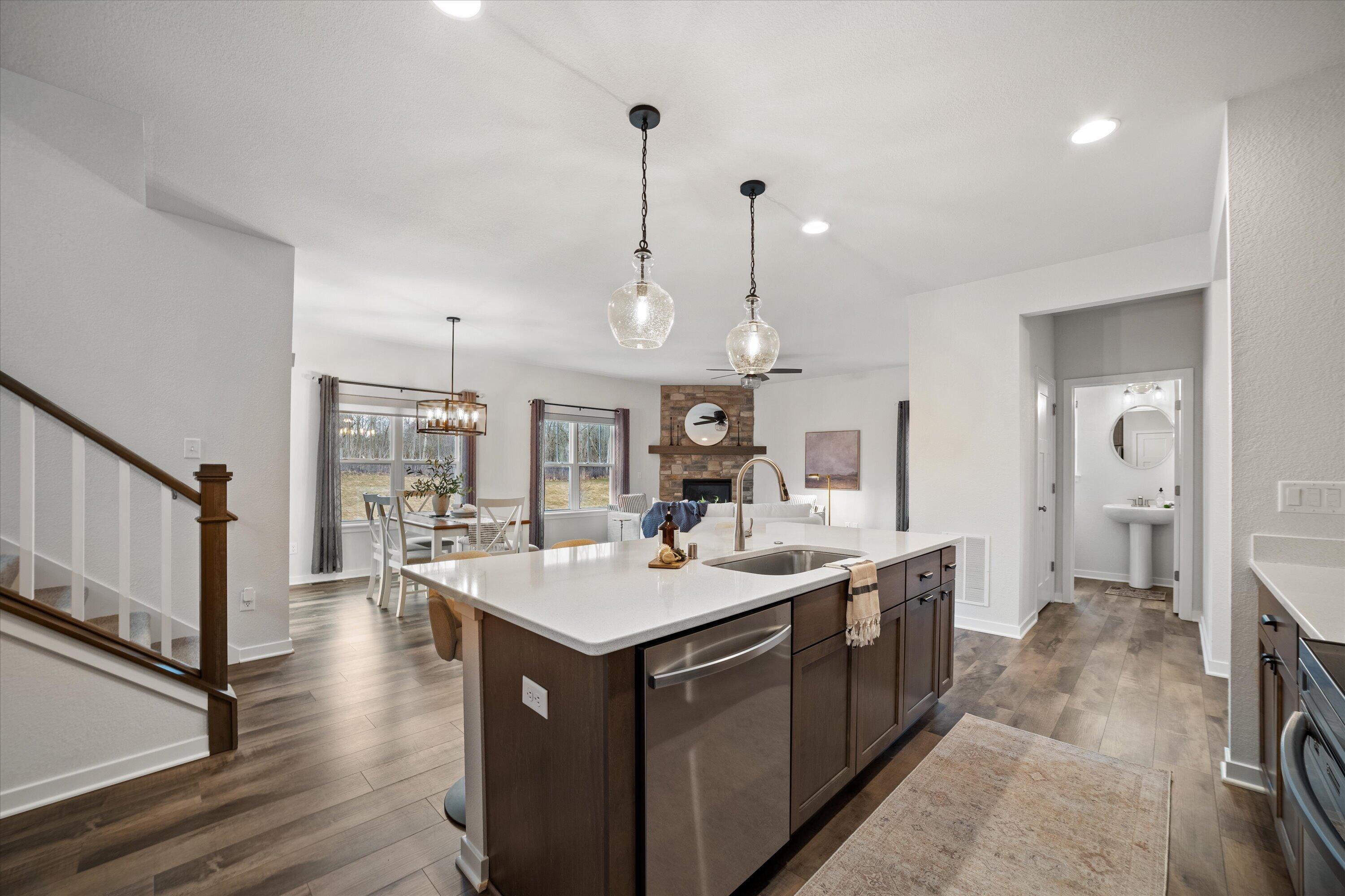 544 Wild Oak Road Hartland, WI 53029 - Photo 11 of 41 11-P1313563