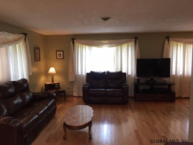 188 Osborne Road Colonie, NY 12205 - Photo 8 of 20 Photo 8