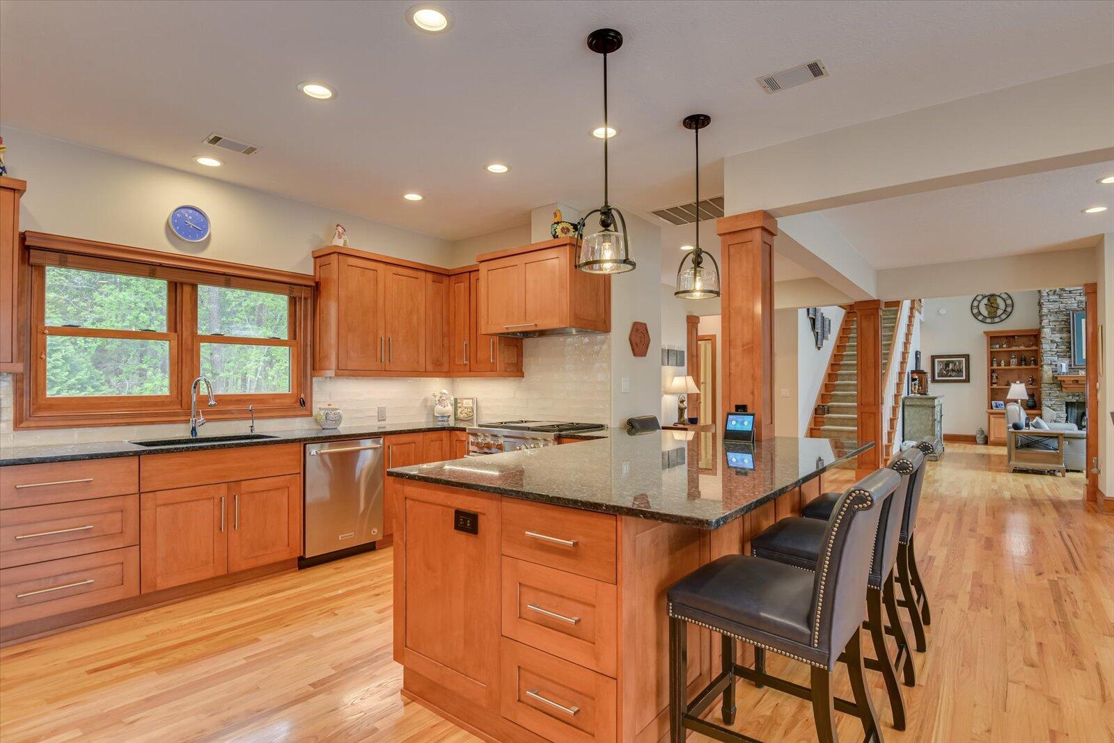 207 Rosewood Lane McCormick, SC 29835 - Photo 24 of 78 32-132