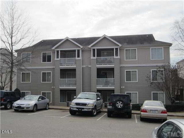 1230 University Court, Unit 203 Raleigh, NC 27606 - Photo 2 of 11 Front2