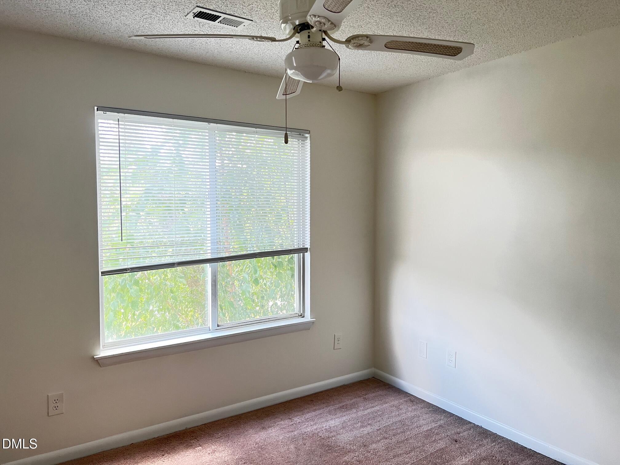 1230 University Court, Unit 203 Raleigh, NC 27606 - Photo 8 of 11 IMG_1317