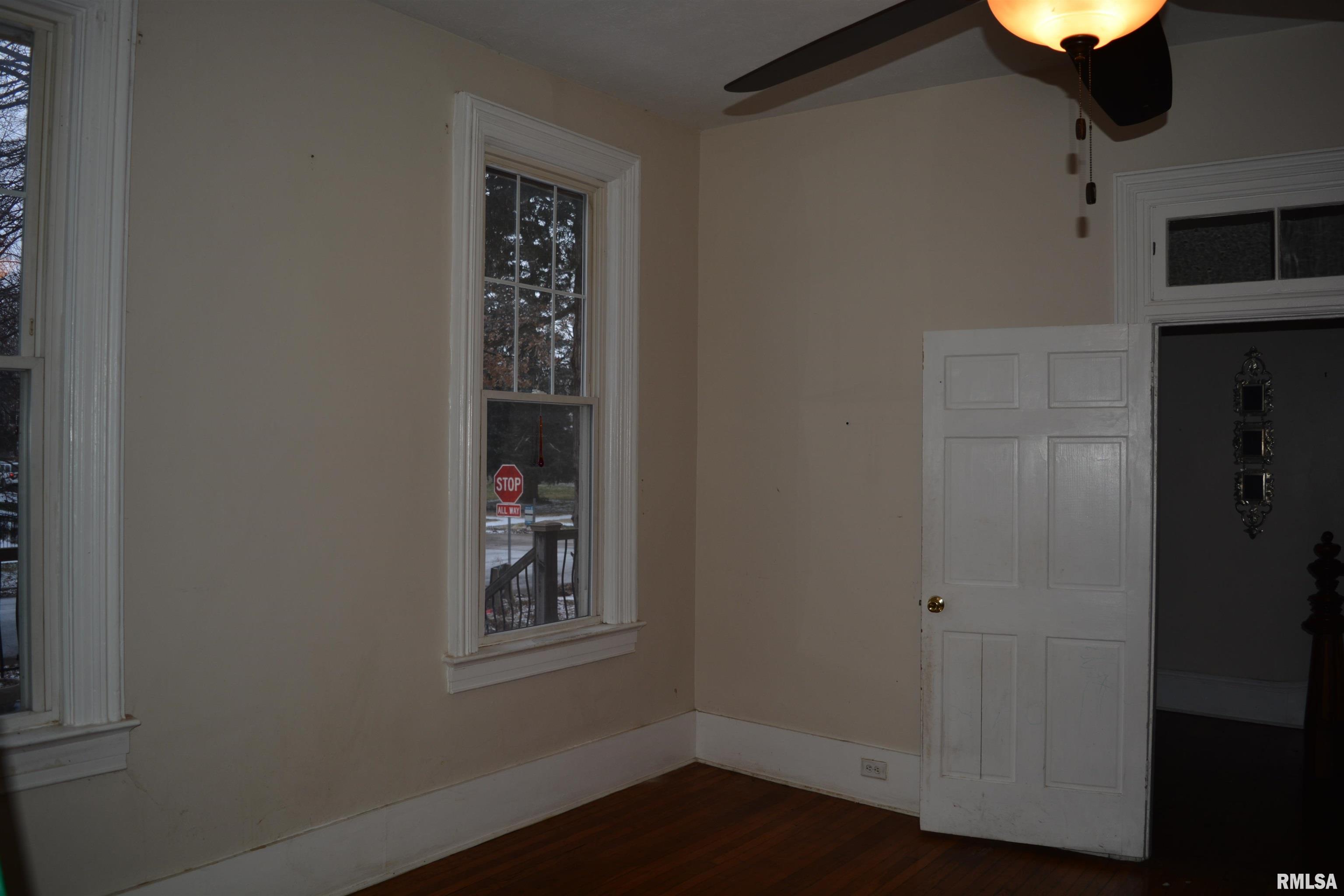 922 North 6th Street Springfield, IL 62702 - Photo 9 of 14
