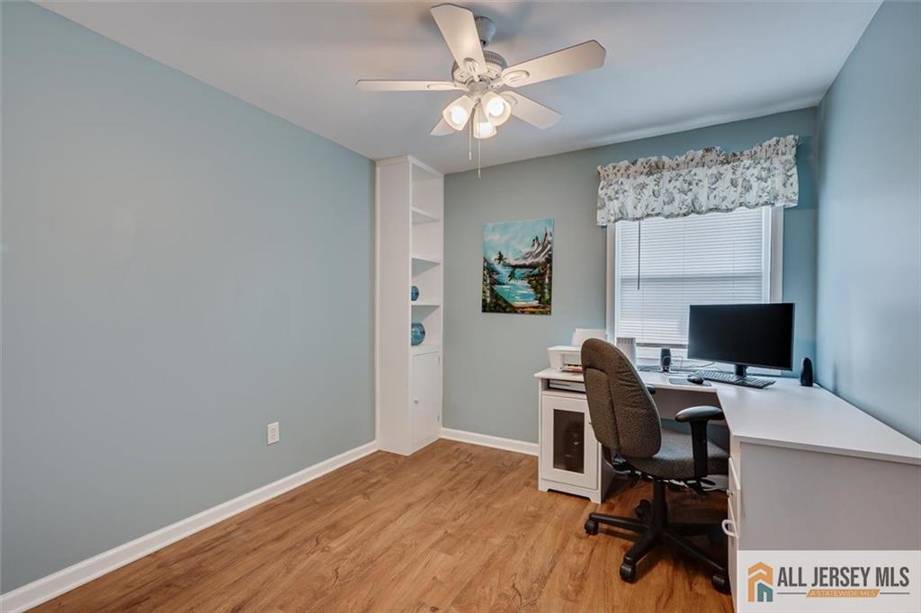 39 Kendall Road Kendall Park, NJ 08824 - Photo 29 of 41