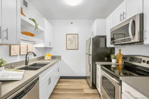 $489,900 | 425 West Beech Street, Unit 1452, San Diego, CA 92101