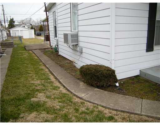 1776 Edwards Avenue Springfield, OH 45503 - Photo 10 of 12