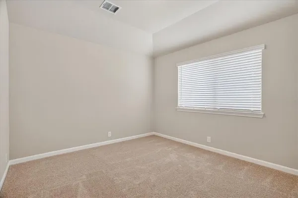 $2,800 | 925 Creekhollow Drive, Godley, TX 76044