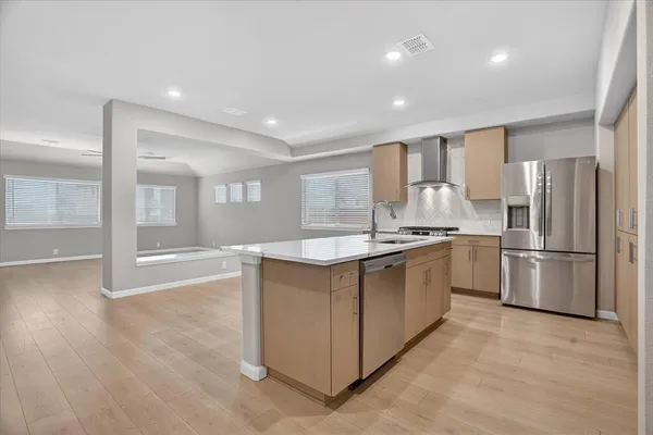 $2,800 | 925 Creekhollow Drive, Godley, TX 76044