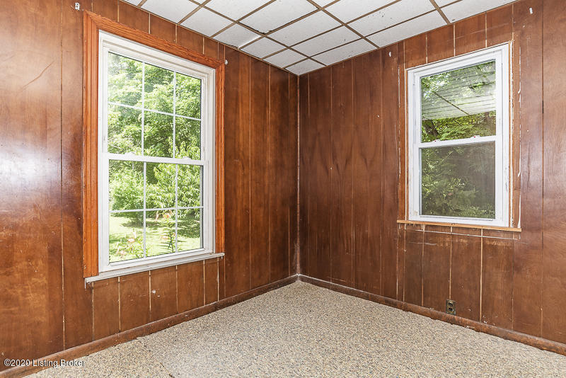 8001 Todds Point Road Crestwood, KY 40014 - Photo 14 of 23 Future study or office