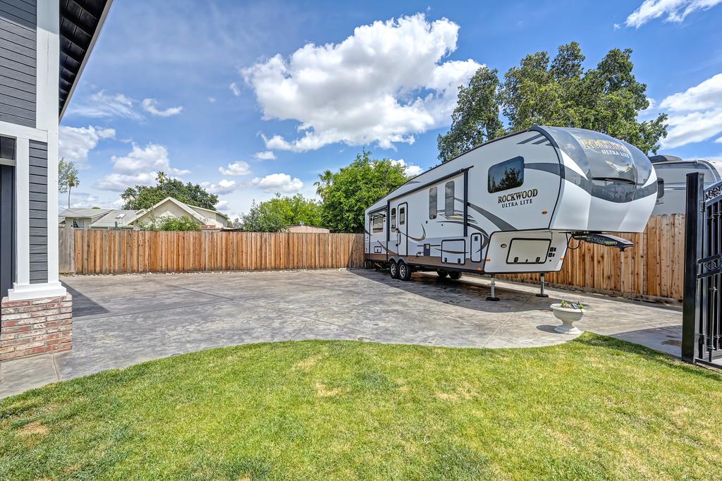 1115 Vickrey Court Rio Linda, CA 95673 - Photo 6 of 77