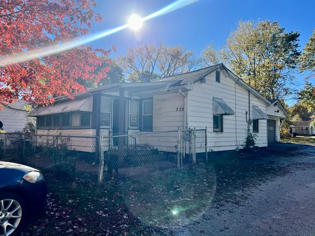 $37,900 | 228 Tennessee Avenue, Danville, IL 61832