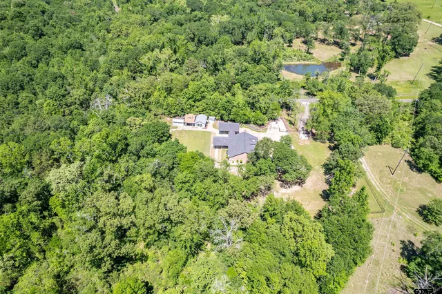 a view of a house with a outdoor space