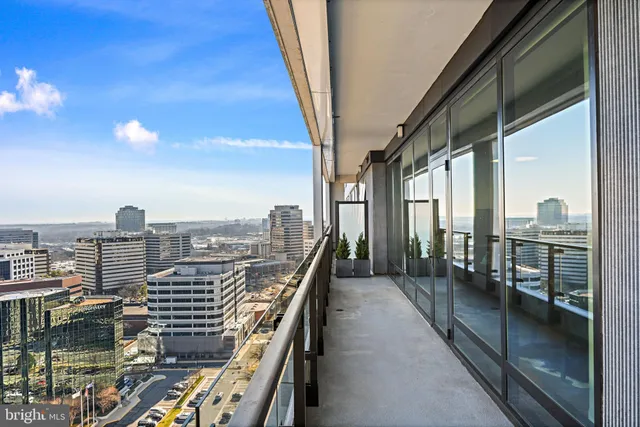 $1,425,000 | 1650 Silver Hill Drive, Unit 1907, McLean, VA 22102