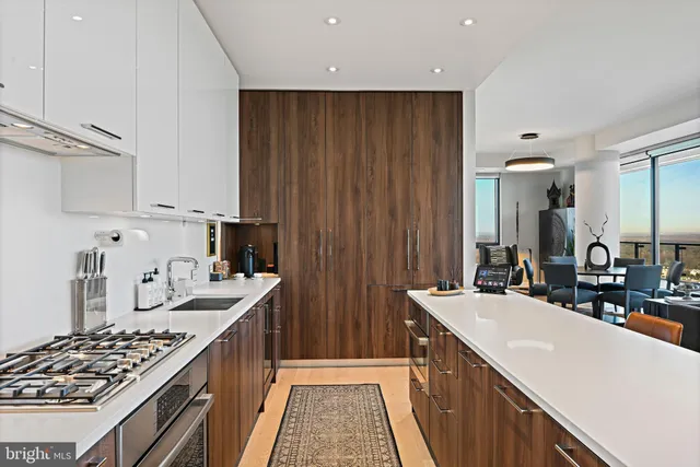 $1,425,000 | 1650 Silver Hill Drive, Unit 1907, McLean, VA 22102