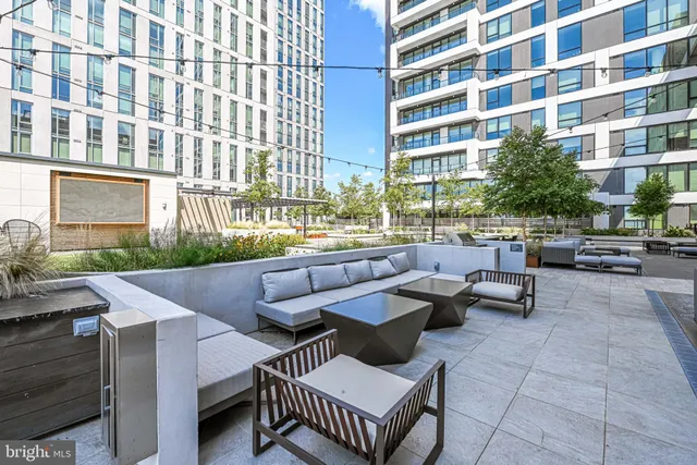 $1,425,000 | 1650 Silver Hill Drive, Unit 1907, McLean, VA 22102