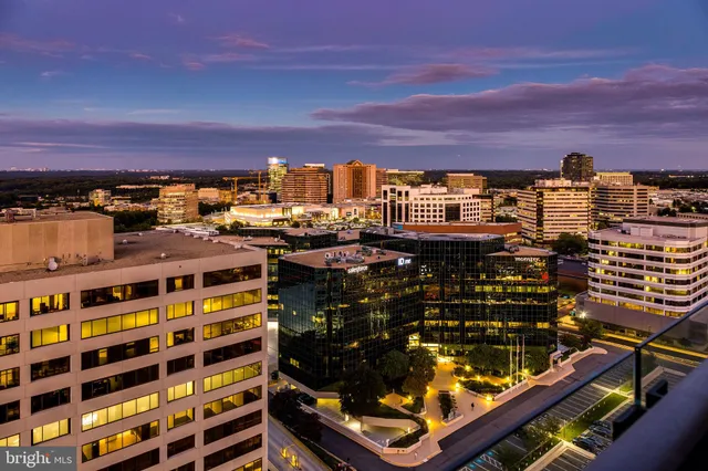 $1,425,000 | 1650 Silver Hill Drive, Unit 1907, McLean, VA 22102