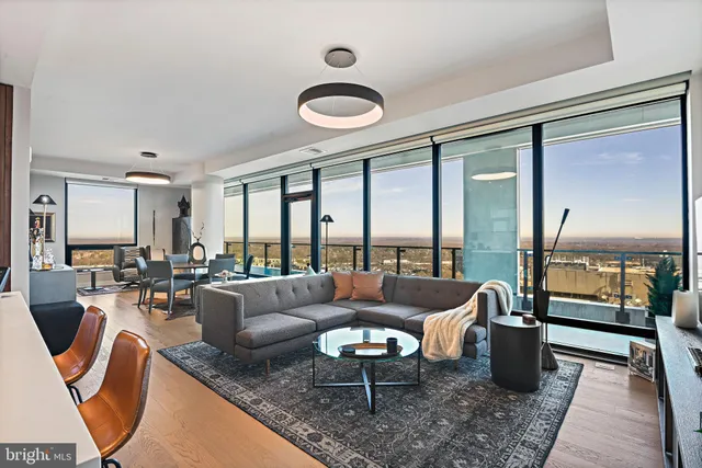 $1,425,000 | 1650 Silver Hill Drive, Unit 1907, McLean, VA 22102