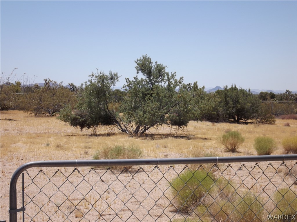 5 Rifle Road Yucca, AZ 86438 - Photo 5 of 25 Gallery Image 5