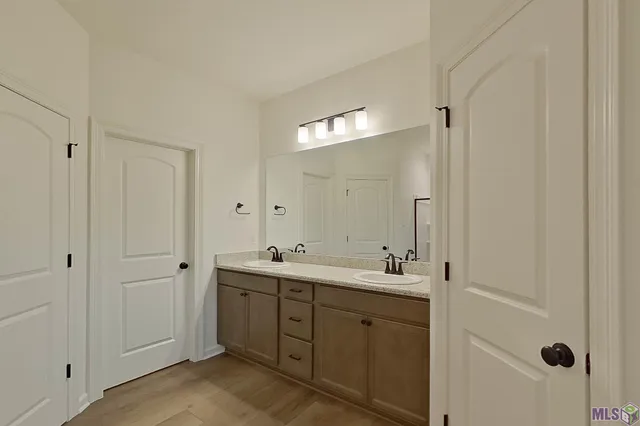 $1,805 | Undisclosed Address, Carencro, LA 70520