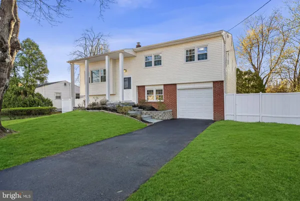$659,000 | 641 Ydv-ham Square, Robbinsville, NJ 08691