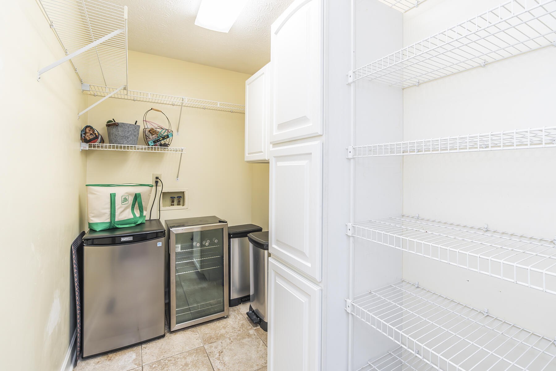 2104 Palomar Court Lexington, KY 40513 - Photo 17 of 69 Pantry