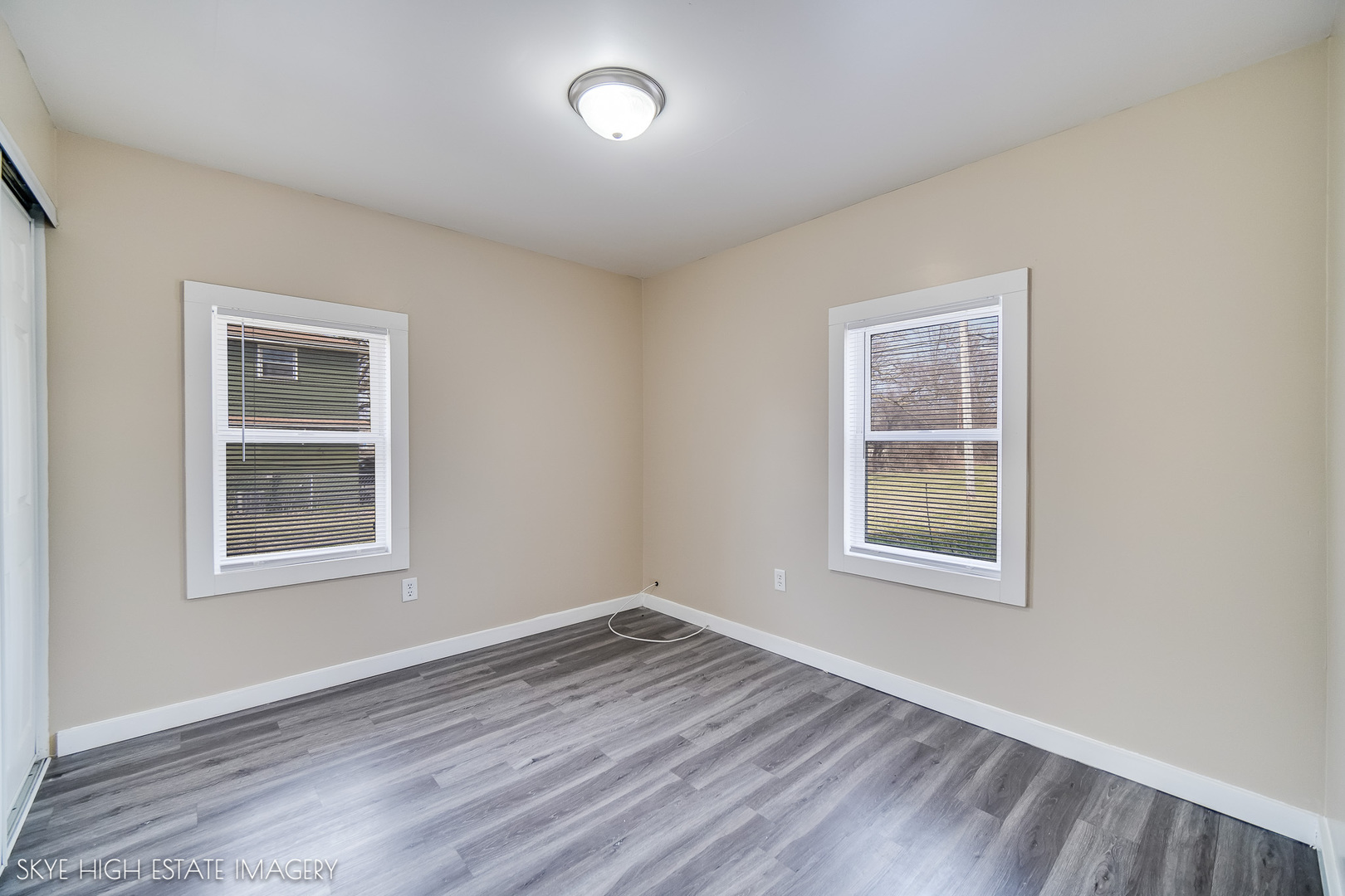 608 Fox Street Joliet, IL 60432 - Photo 7 of 11