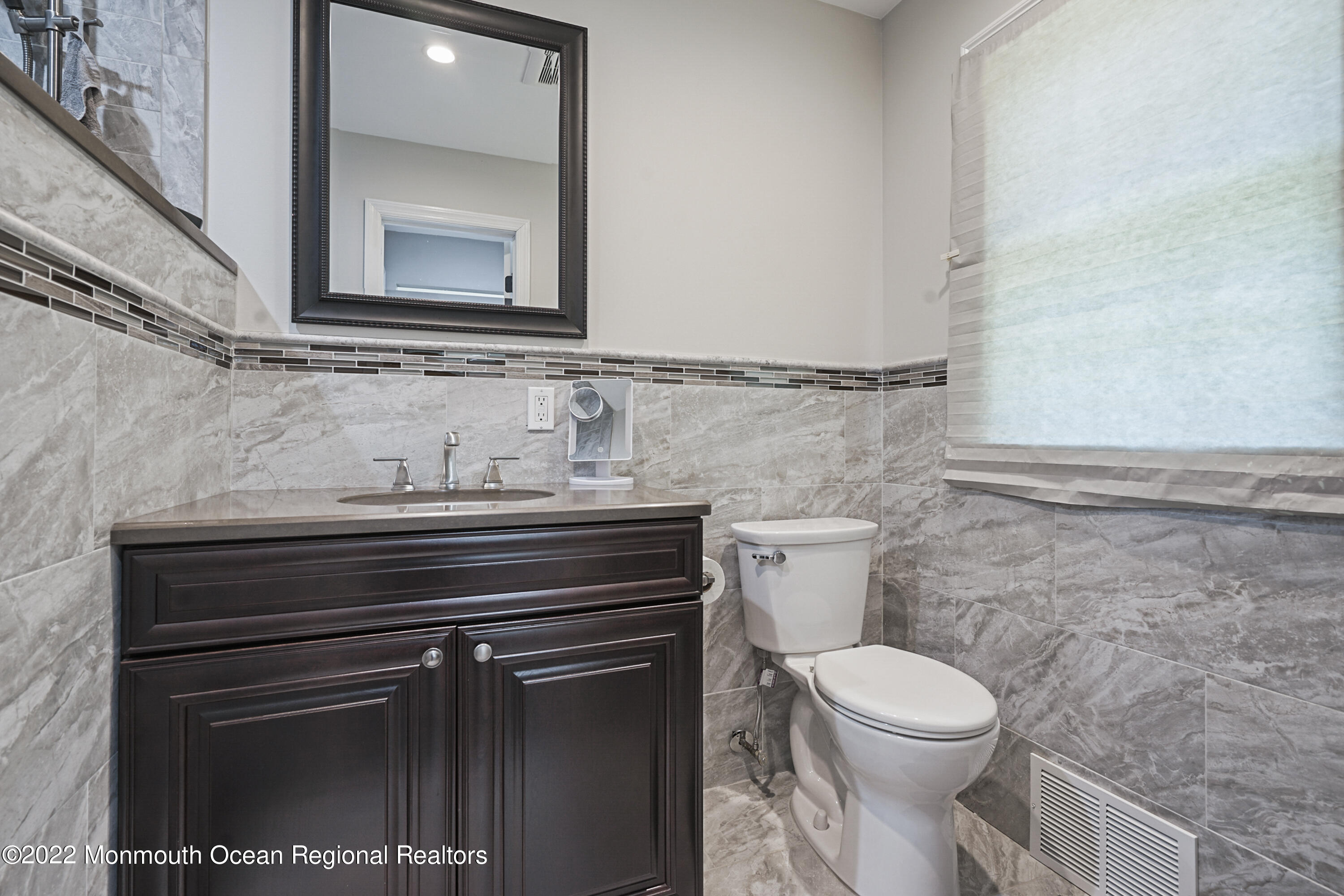 101 Dutch Lane Road Colts Neck, NJ 07722 - Photo 22 of 31 DSC00685