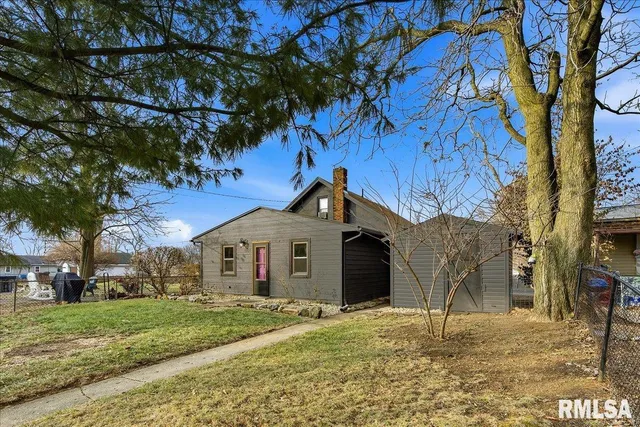 $159,000 | 3803 North Grand Boulevard, Peoria, IL 61603