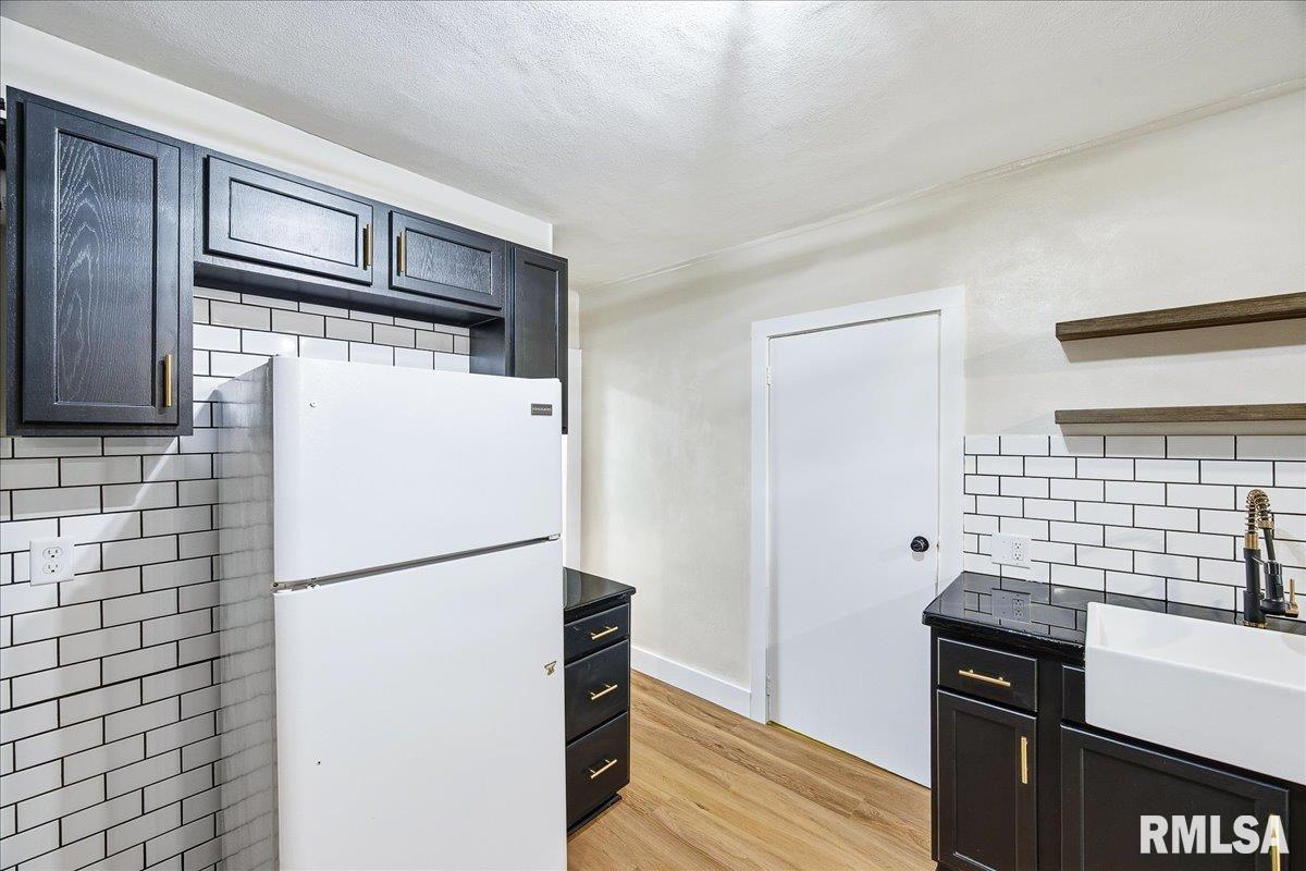 3803 North Grand Boulevard Peoria, IL 61603 - Photo 18 of 33