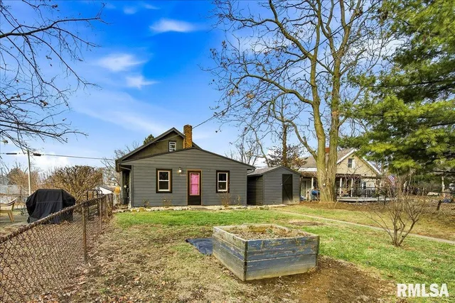 $149,900 | 3803 North Grand Boulevard, Peoria, IL 61603