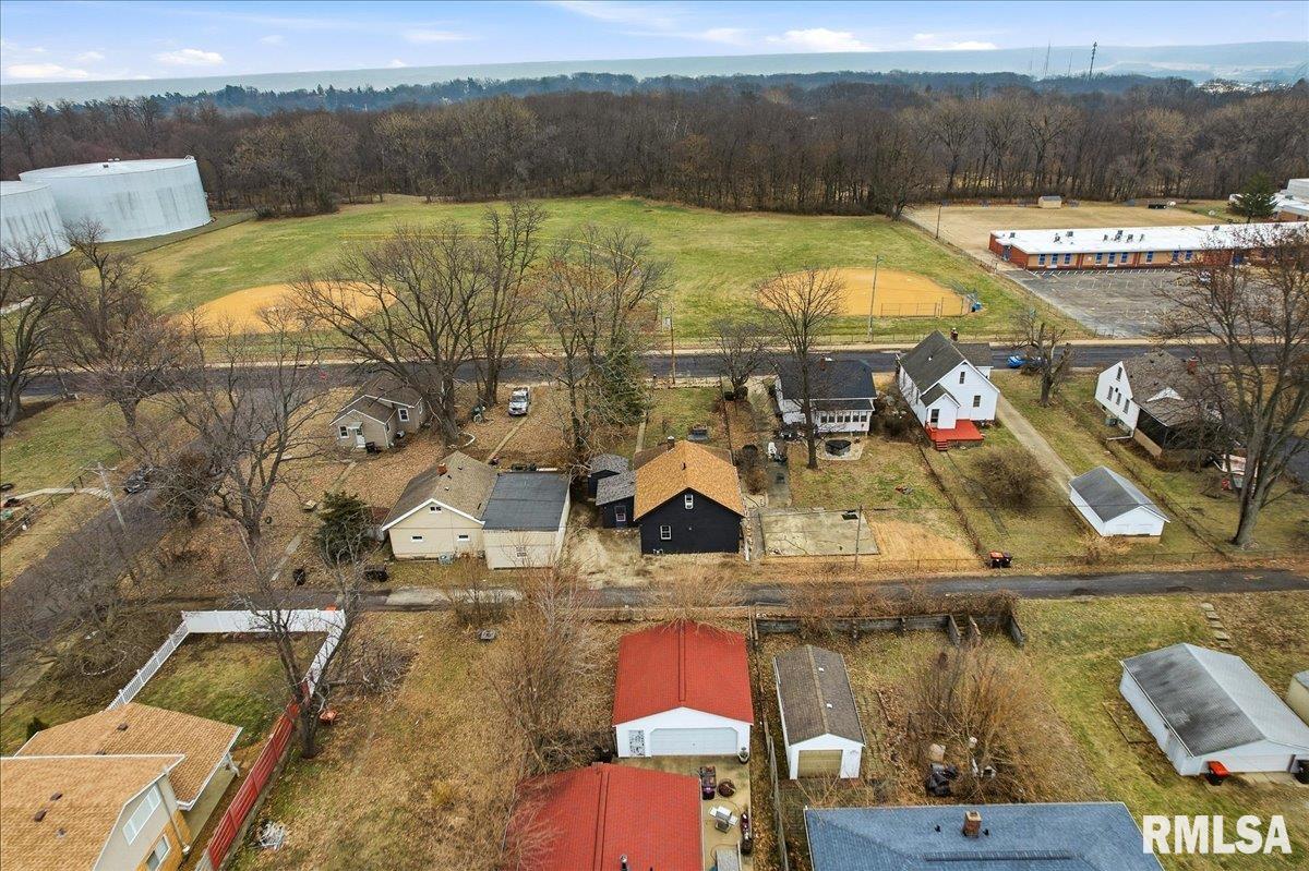 3803 North Grand Boulevard Peoria, IL 61603 - Photo 26 of 33