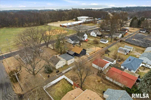 $149,900 | 3803 North Grand Boulevard, Peoria, IL 61603