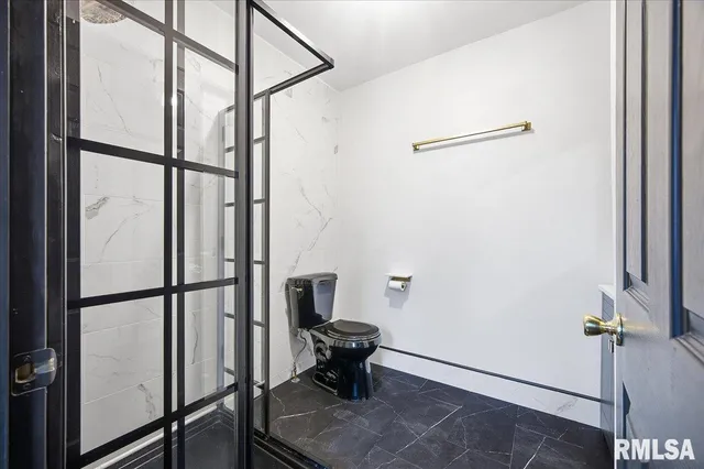 $149,900 | 3803 North Grand Boulevard, Peoria, IL 61603