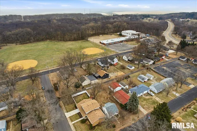 $149,900 | 3803 North Grand Boulevard, Peoria, IL 61603