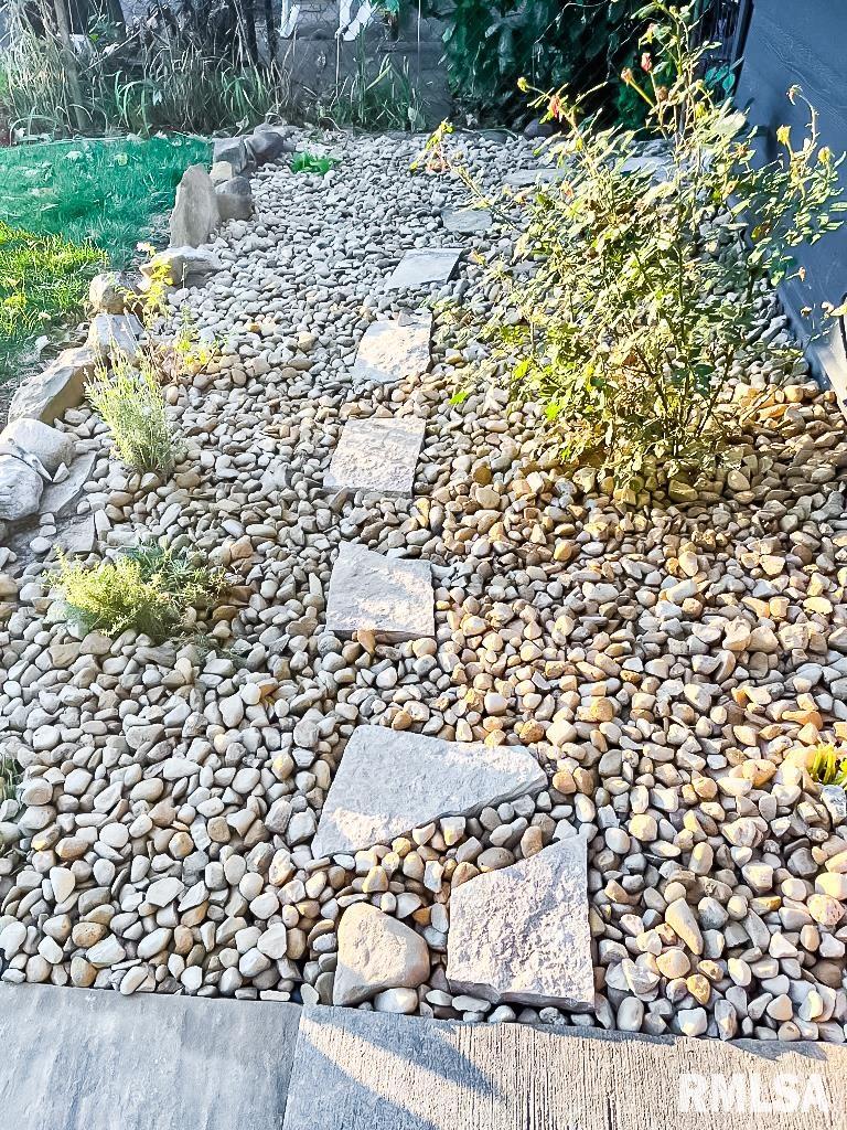 3803 North Grand Boulevard Peoria, IL 61603 - Photo 34 of 34