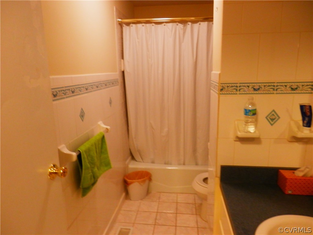 518 Rosegill Road Chesterfield, VA 23236 - Photo 4 of 9 Gallery Image 4