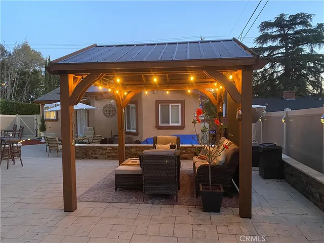 $645,000 | 419 West Altadena Drive, Altadena, CA 91001