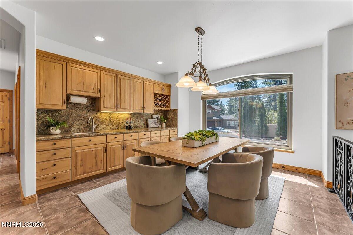 16470 Snow Flower Drive Reno, NV 89511 - Photo 18 of 80 022-16470 Snow Flower Dr Reno NV 89511 (