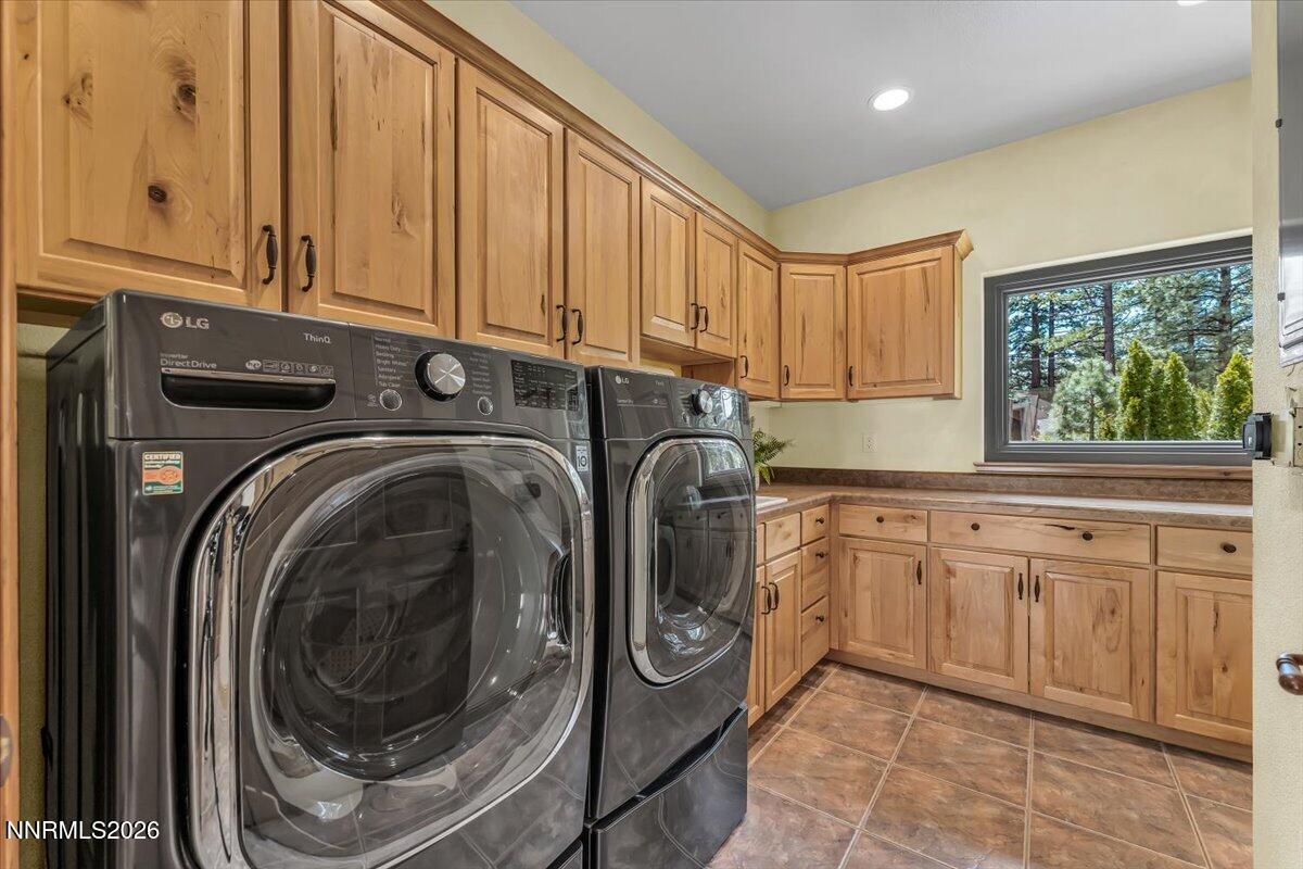 16470 Snow Flower Drive Reno, NV 89511 - Photo 37 of 80 041-16470 Snow Flower Dr Reno NV 89511 (