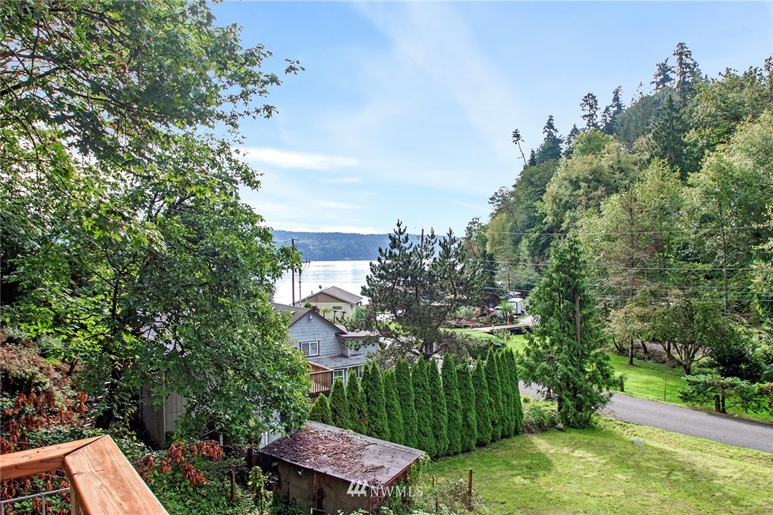8907 Southeast Fragaria Road Olalla, WA 98359 - Photo 23 of 25 Gallery Image 23