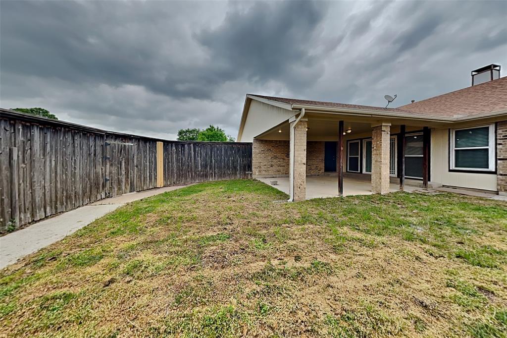 229 South Heartz Road Coppell, TX 75019 - Photo 17 of 18