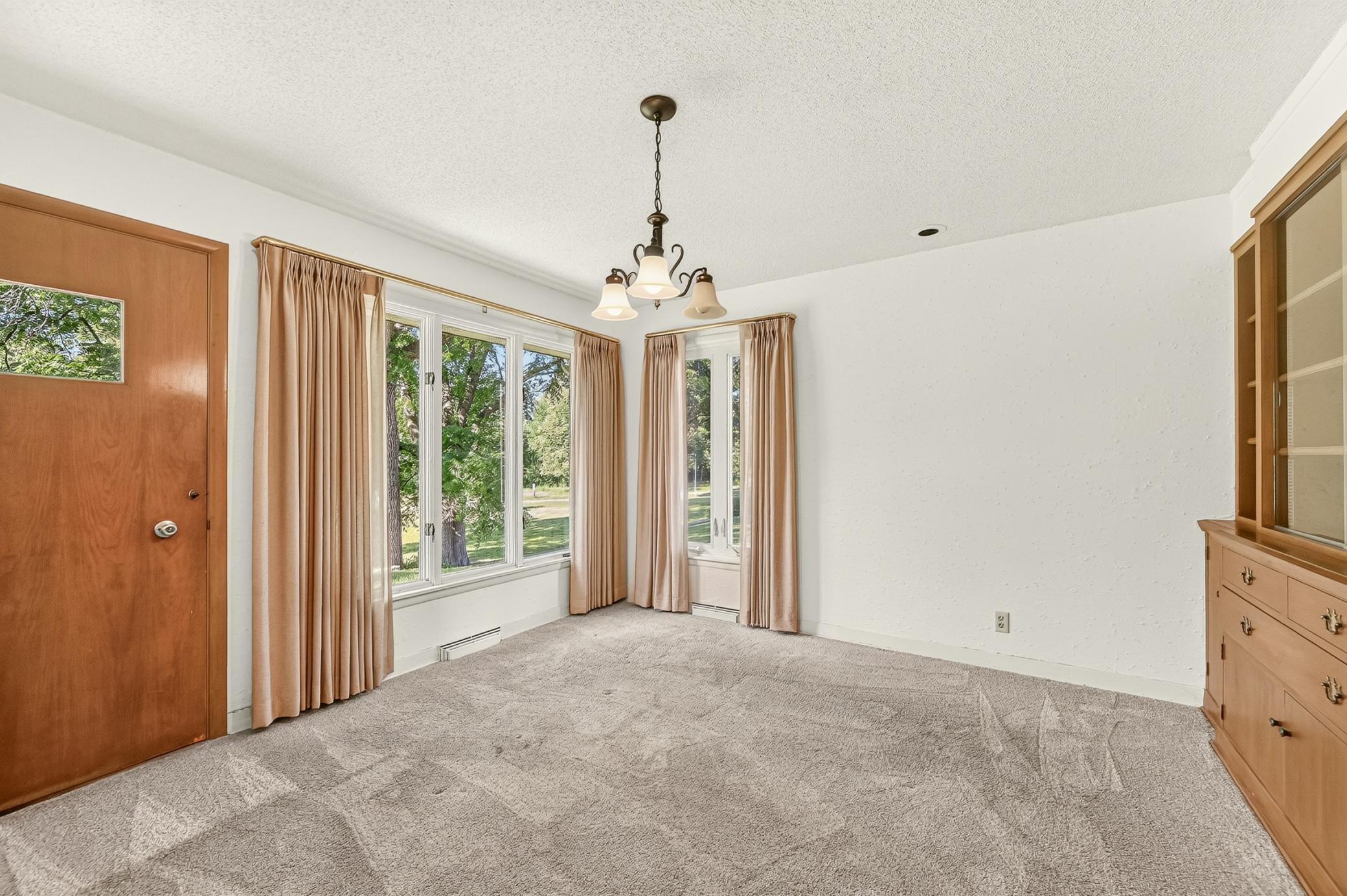 1230 4th Street Northwest Rochester, MN 55901 - Photo 10 of 36