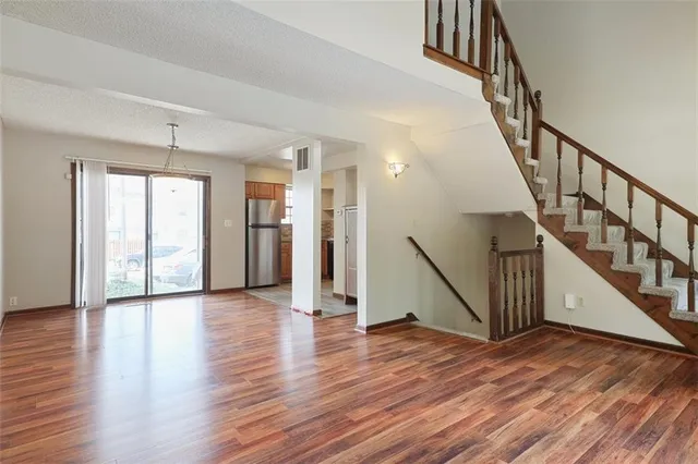 $195,000 | 134 Southwest Robin Road, Lee's Summit, MO 64063