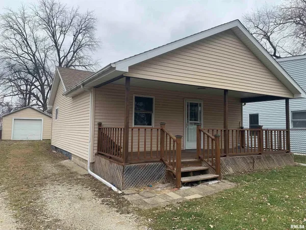 $1,199 | 803 East London Avenue, Peoria Heights, IL 61616