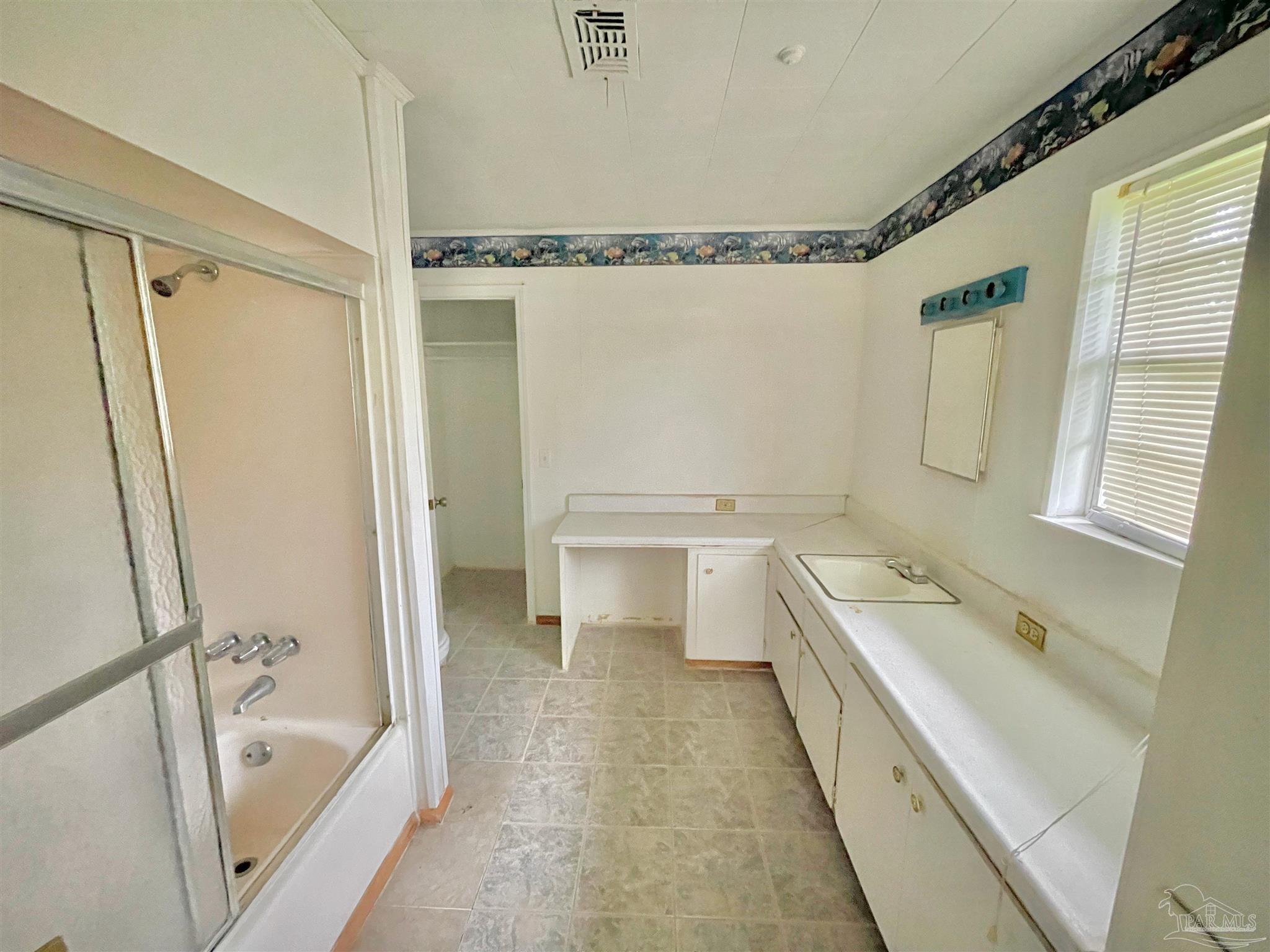1022 North R Street Pensacola, FL 32505 - Photo 7 of 12 Gallery Image 7