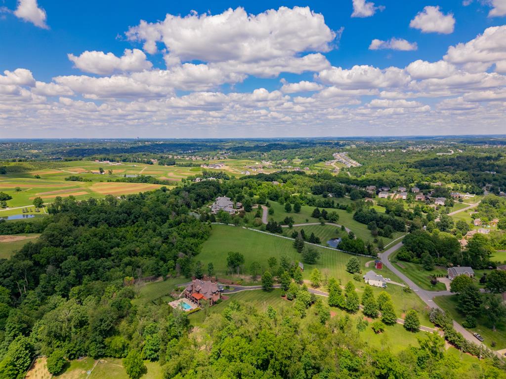 139 Springdale Road Venetia, PA 15367 - Photo 6 of 40 Gallery Image 6