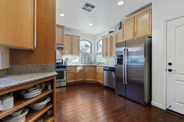 $530,000 | 1329 Marseille Lane, Roseville, CA 95747