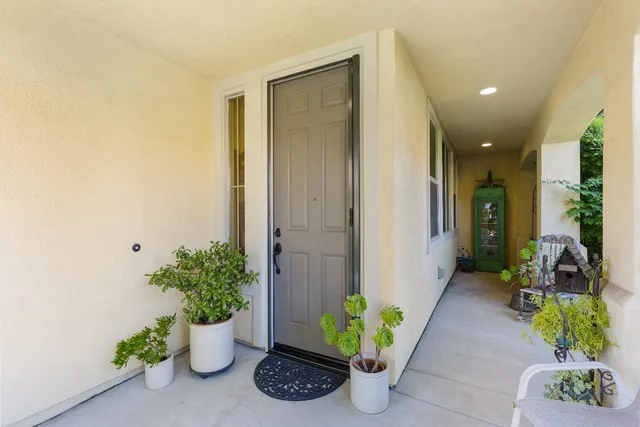 $530,000 | 1329 Marseille Lane, Roseville, CA 95747