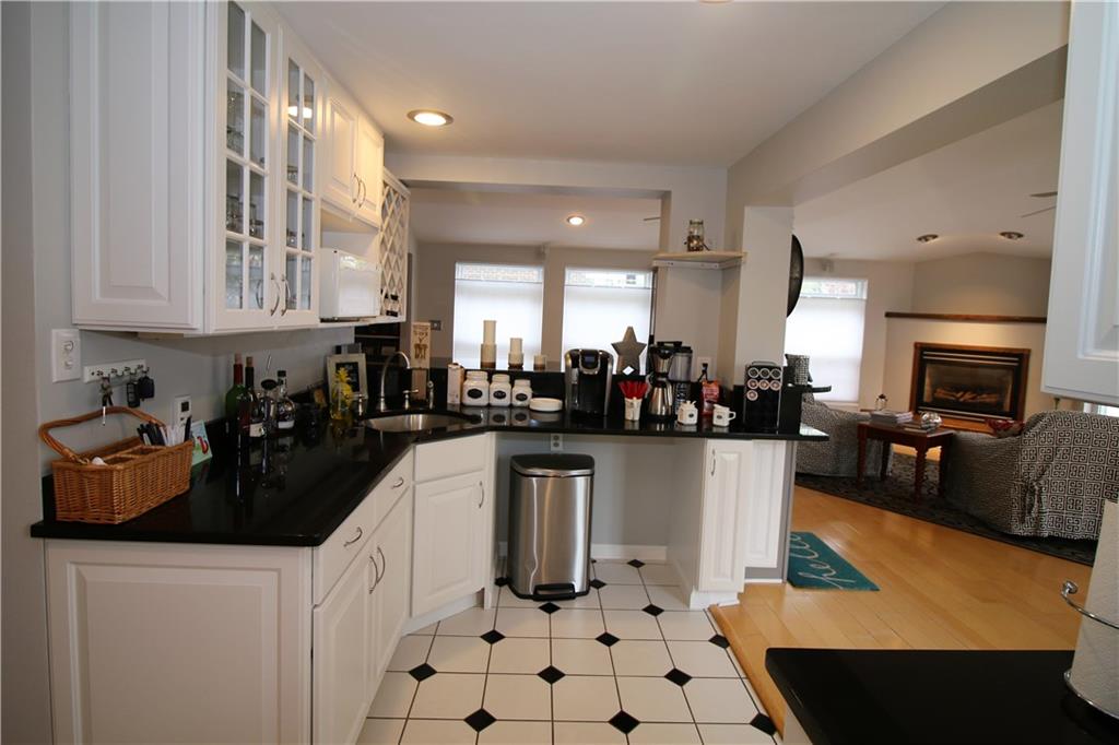 2092 Ramsey Road Monroeville, PA 15146 - Photo 6 of 25 Gallery Image 6