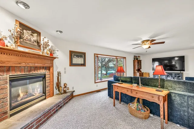 $899,000 | 5812 North River Bay Road, Waterford, WI 53185